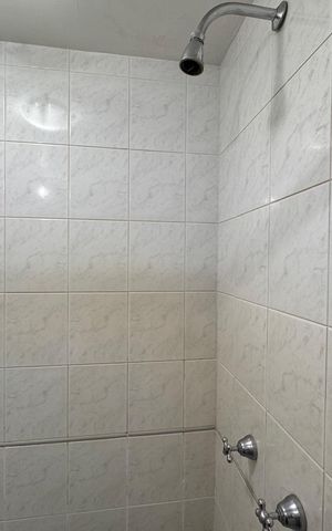 Apartamento para alugar com 105m², 4 quartos e 2 vagas Apartamento para alugar com 105m², 4 quartos e 2 vagas Banheiro Social 1