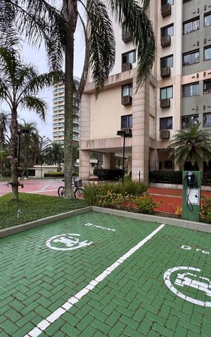 Apartamento para alugar com 105m², 4 quartos e 2 vagas Apartamento para alugar com 105m², 4 quartos e 2 vagasÁrea comum