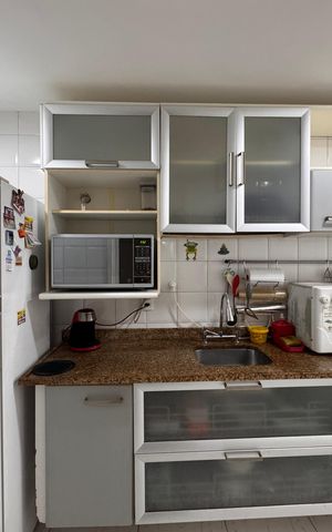 Apartamento para alugar com 105m², 4 quartos e 2 vagas Apartamento para alugar com 105m², 4 quartos e 2 vagasCozinha e Área de Serviço