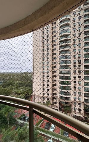Apartamento para alugar com 105m², 4 quartos e 2 vagas Apartamento para alugar com 105m², 4 quartos e 2 vagasVaranda