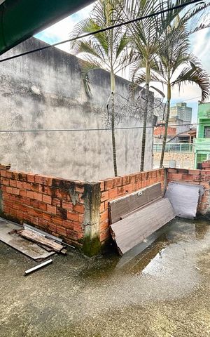 Casa para alugar com 518m², 3 quartos e 3 vagas Casa para alugar com 518m², 3 quartos e 3 vagasQuintal