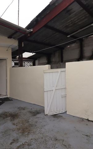Casa à venda com 340m², 3 quartos e 4 vagasQuintal da Casa 1