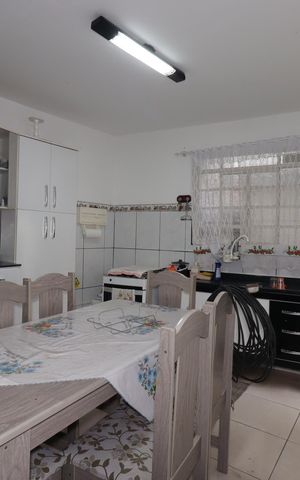 Casa à venda com 340m², 3 quartos e 4 vagasCozinha da Casa 1