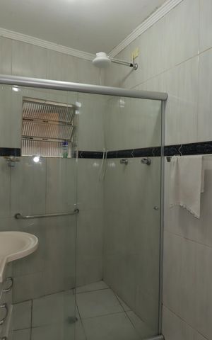 Casa à venda com 340m², 3 quartos e 4 vagasBanheiro da Casa 1