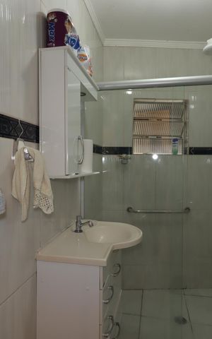Casa à venda com 340m², 3 quartos e 4 vagasBanheiro da Casa 1