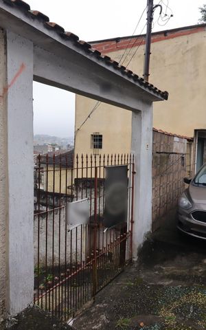 Casa à venda com 340m², 3 quartos e 4 vagasFachada Frente