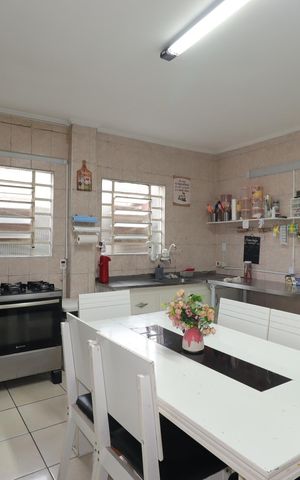 Casa à venda com 340m², 3 quartos e 4 vagasCozinha da Casa 2