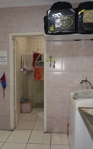 Casa à venda com 340m², 3 quartos e 4 vagasÁrea de Serviço da Casa 2