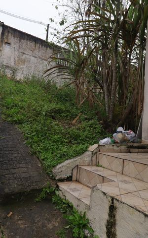 Casa à venda com 340m², 3 quartos e 4 vagasQuintal