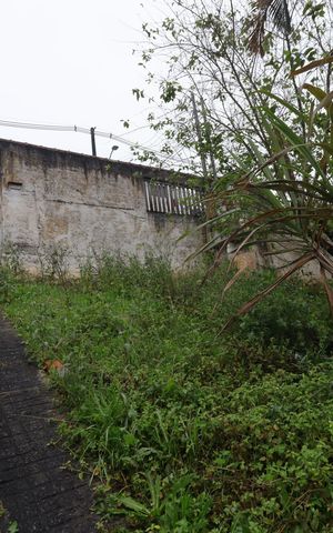 Casa à venda com 340m², 3 quartos e 4 vagasQuintal