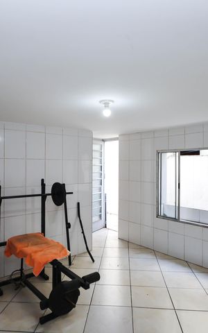 Casa à venda com 160m², 3 quartos e 1 vagaSala - Casa 100