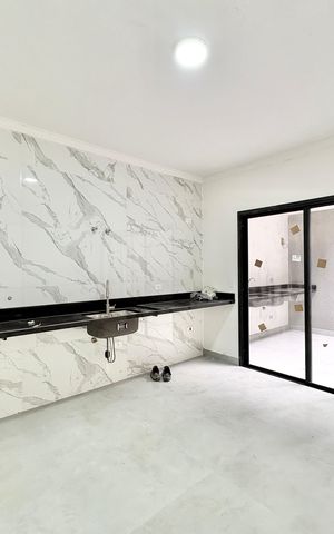 Casa à venda com 140m², 3 quartos e 2 vagas Casa à venda com 140m², 3 quartos e 2 vagasCozinha