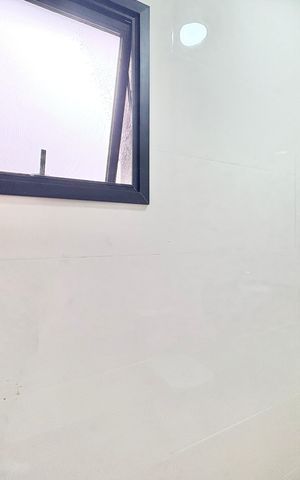 Casa à venda com 140m², 3 quartos e 2 vagas Casa à venda com 140m², 3 quartos e 2 vagasBanheiro da Suíte