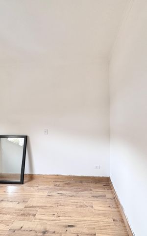 Casa à venda com 140m², 3 quartos e 2 vagas Casa à venda com 140m², 3 quartos e 2 vagasQuarto 2