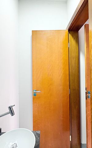 Casa à venda com 140m², 3 quartos e 2 vagas