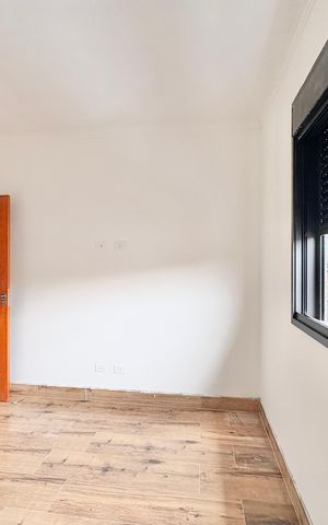 Casa à venda com 140m², 3 quartos e 2 vagas Casa à venda com 140m², 3 quartos e 2 vagasQuarto 2