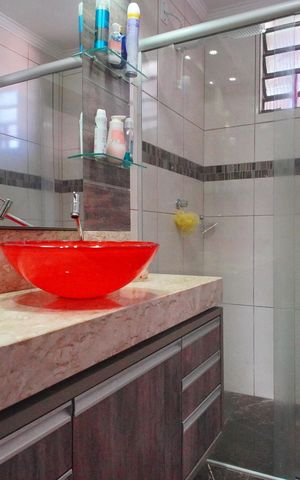 Casa à venda com 255m², 3 quartos e 11 vagasBanheiro da Suíte