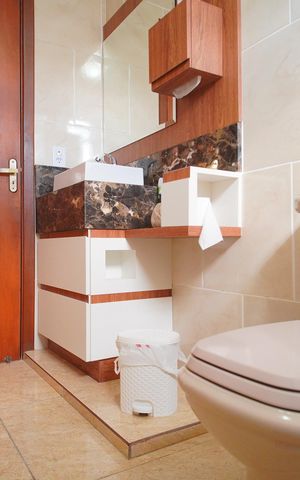Casa à venda com 255m², 3 quartos e 11 vagasBanheiro 1
