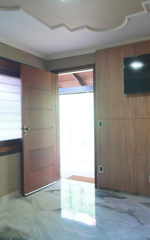 Casa à venda com 255m², 3 quartos e 11 vagasSala