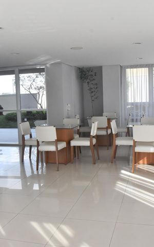 Apartamento à venda com 229m², 3 quartos e 4 vagas Apartamento à venda com 229m², 3 quartos e 4 vagasÁrea comum - Salão de festas