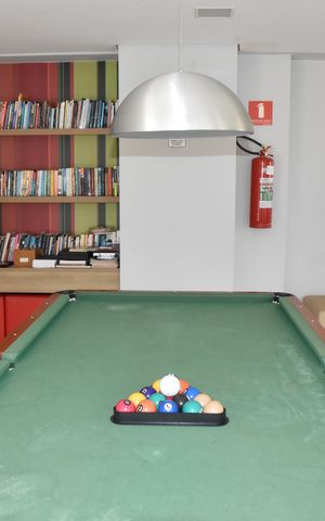Apartamento à venda com 229m², 3 quartos e 4 vagas Apartamento à venda com 229m², 3 quartos e 4 vagasSalão de jogos
