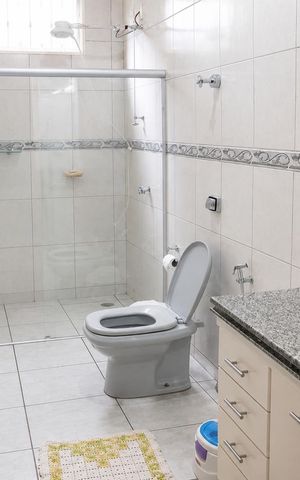Casa para alugar com 432m², 3 quartos e 2 vagas Casa para alugar com 432m², 3 quartos e 2 vagasBanheiro