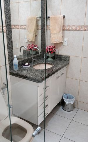 Casa para alugar com 432m², 3 quartos e 2 vagas Casa para alugar com 432m², 3 quartos e 2 vagasBanheiro social