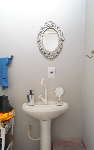 Casa à venda com 100m², 1 quarto e 3 vagasLavabo