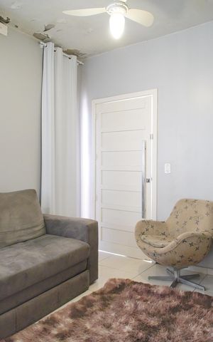 Casa à venda com 100m², 1 quarto e 3 vagasSala