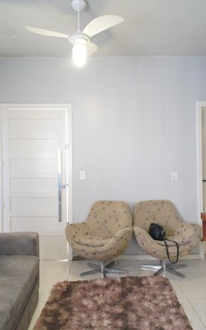 Casa à venda com 100m², 1 quarto e 3 vagasSala
