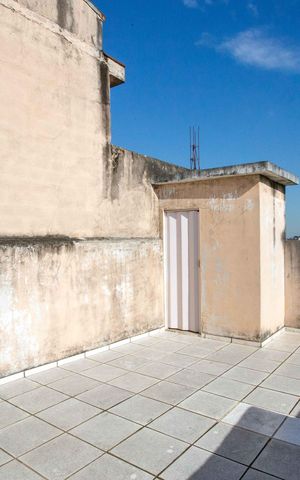 Casa à venda com 442m², 4 quartos e 6 vagasSacada