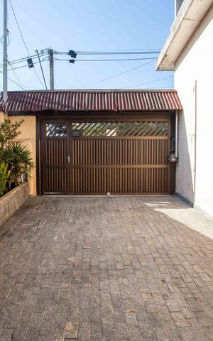 Casa à venda com 442m², 4 quartos e 6 vagasGaragem