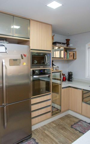 Casa à venda com 442m², 4 quartos e 6 vagasCozinha