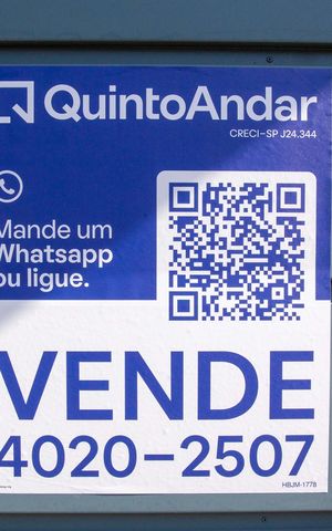 Casa à venda com 442m², 4 quartos e 6 vagasPlaquinha