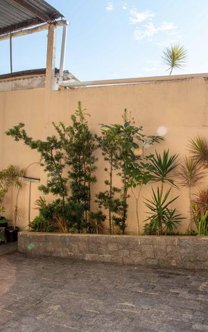 Casa à venda com 442m², 4 quartos e 6 vagasGaragem