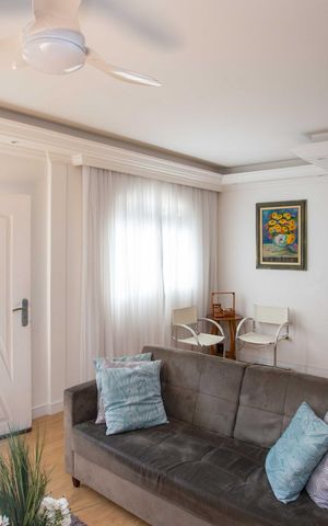 Casa à venda com 442m², 4 quartos e 6 vagasSala de TV