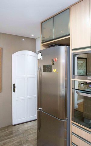 Casa à venda com 442m², 4 quartos e 6 vagasCozinha