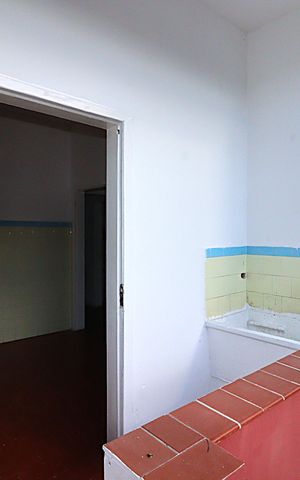 Casa à venda com 220m², 4 quartos e 1 vagaÁrea de serviço