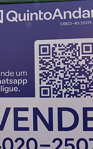 Casa à venda com 220m², 4 quartos e 1 vagaPlaca