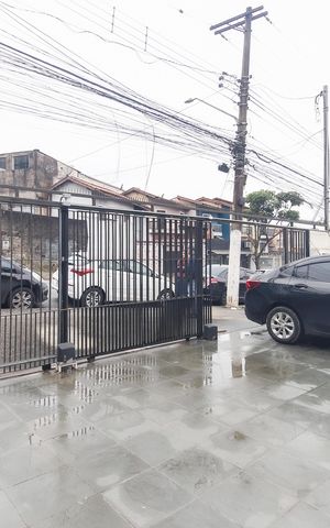 Casa à venda com 365m², 4 quartos e 3 vagas Casa à venda com 365m², 4 quartos e 3 vagasGaragem