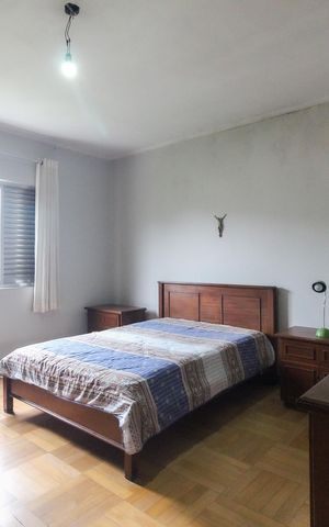 Casa à venda com 365m², 4 quartos e 3 vagas Casa à venda com 365m², 4 quartos e 3 vagasQuarto 1 - Suíte