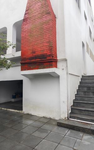 Casa à venda com 365m², 4 quartos e 3 vagas Casa à venda com 365m², 4 quartos e 3 vagasQuintal