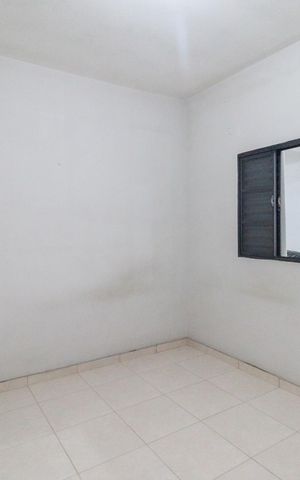 Casa à venda com 365m², 4 quartos e 3 vagas Casa à venda com 365m², 4 quartos e 3 vagasQuarto Casa 2