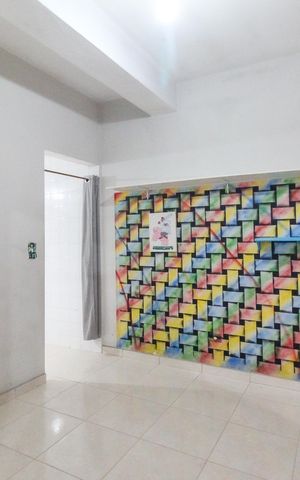Casa à venda com 365m², 4 quartos e 3 vagas Casa à venda com 365m², 4 quartos e 3 vagasSala Casa 2