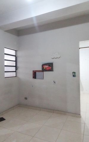 Casa à venda com 365m², 4 quartos e 3 vagas Casa à venda com 365m², 4 quartos e 3 vagasSala Casa 2
