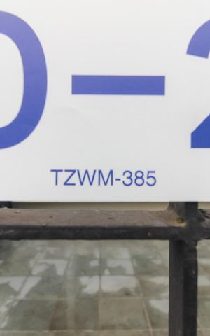 Casa à venda com 365m², 4 quartos e 3 vagas Casa à venda com 365m², 4 quartos e 3 vagasPlaca TZWM-385