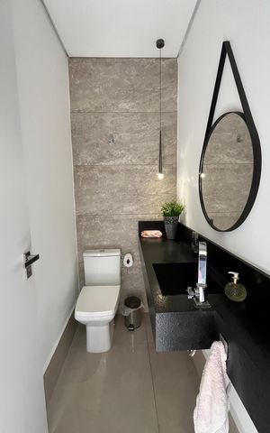 Casa de condomínio à venda com 245m², 3 quartos e 2 vagas
