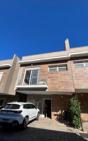 Casa de condomínio à venda com 245m², 3 quartos e 2 vagas