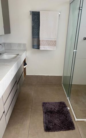 Casa de condomínio à venda com 245m², 3 quartos e 2 vagas