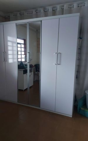 Casa para alugar com 200m², 3 quartos e 2 vagas Casa para alugar com 200m², 3 quartos e 2 vagasQuarto